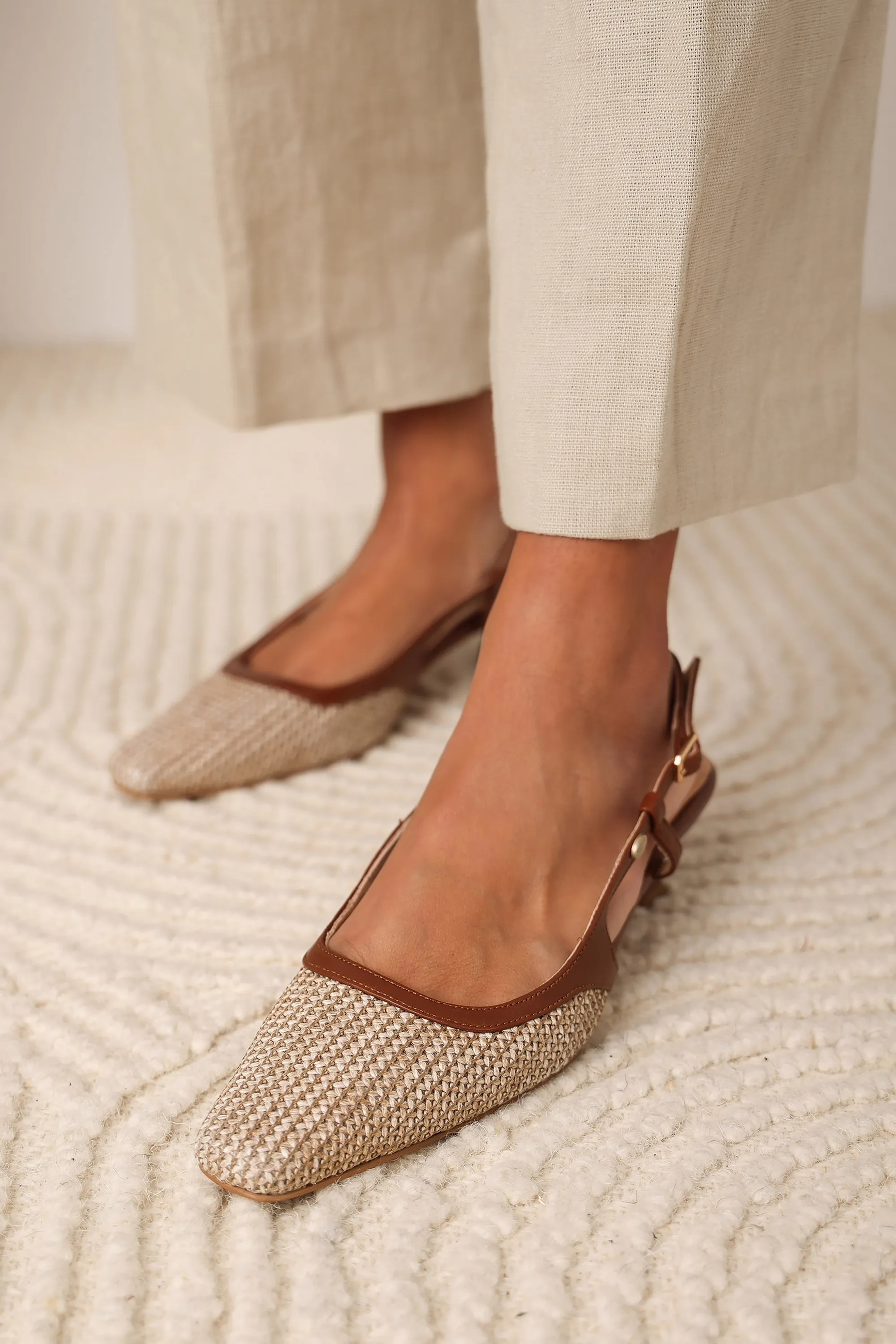 Carly Sling Raffia/Nappaleer Beige/Bruin