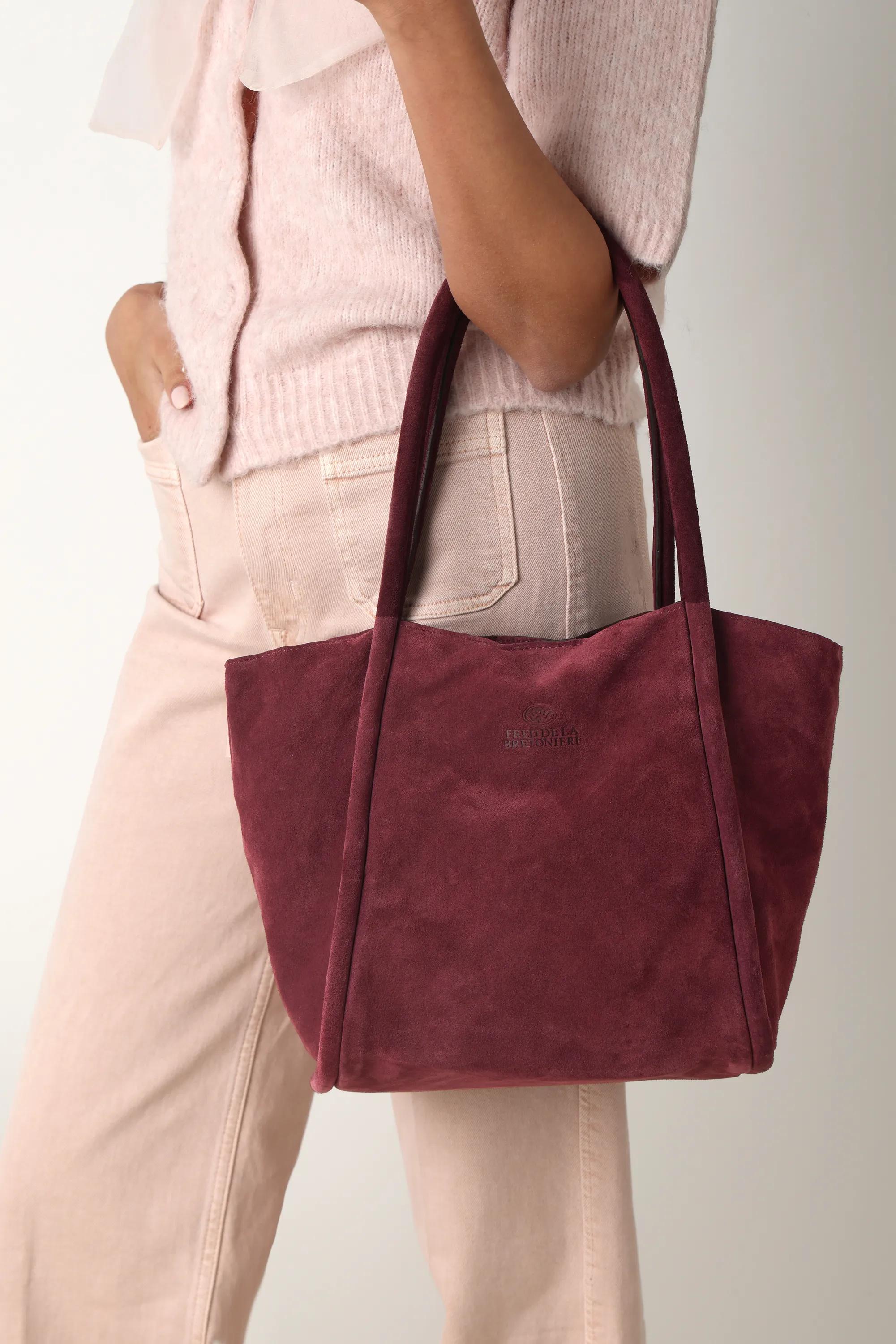 Nalani Schultertasche Veloursleder Burgunderrot