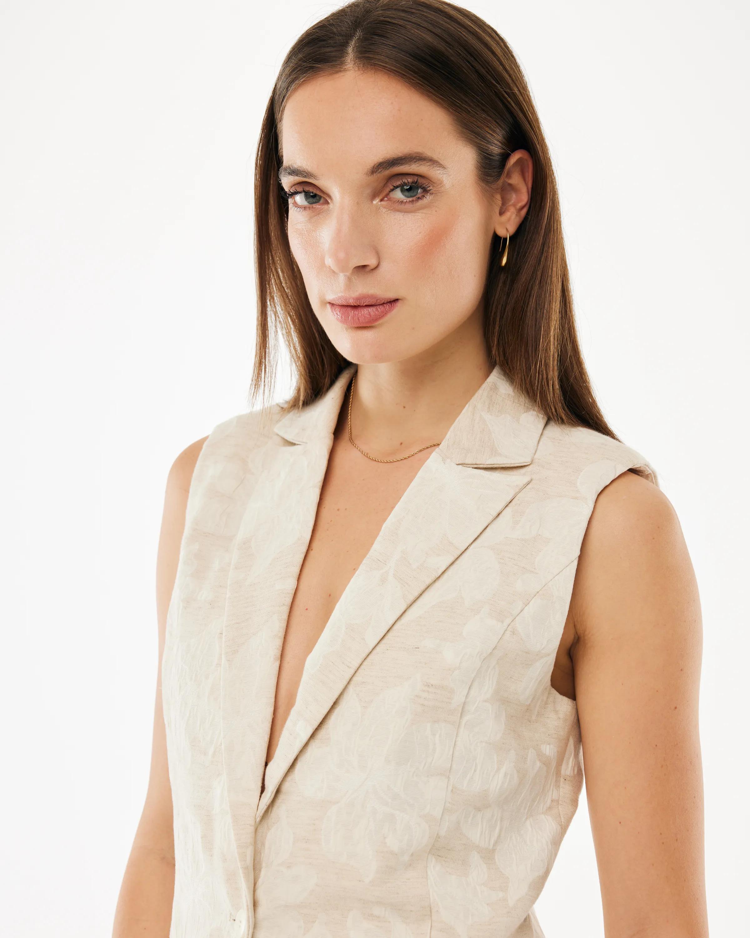 Flower Jacquard Sleeveless Blazer Light Sand