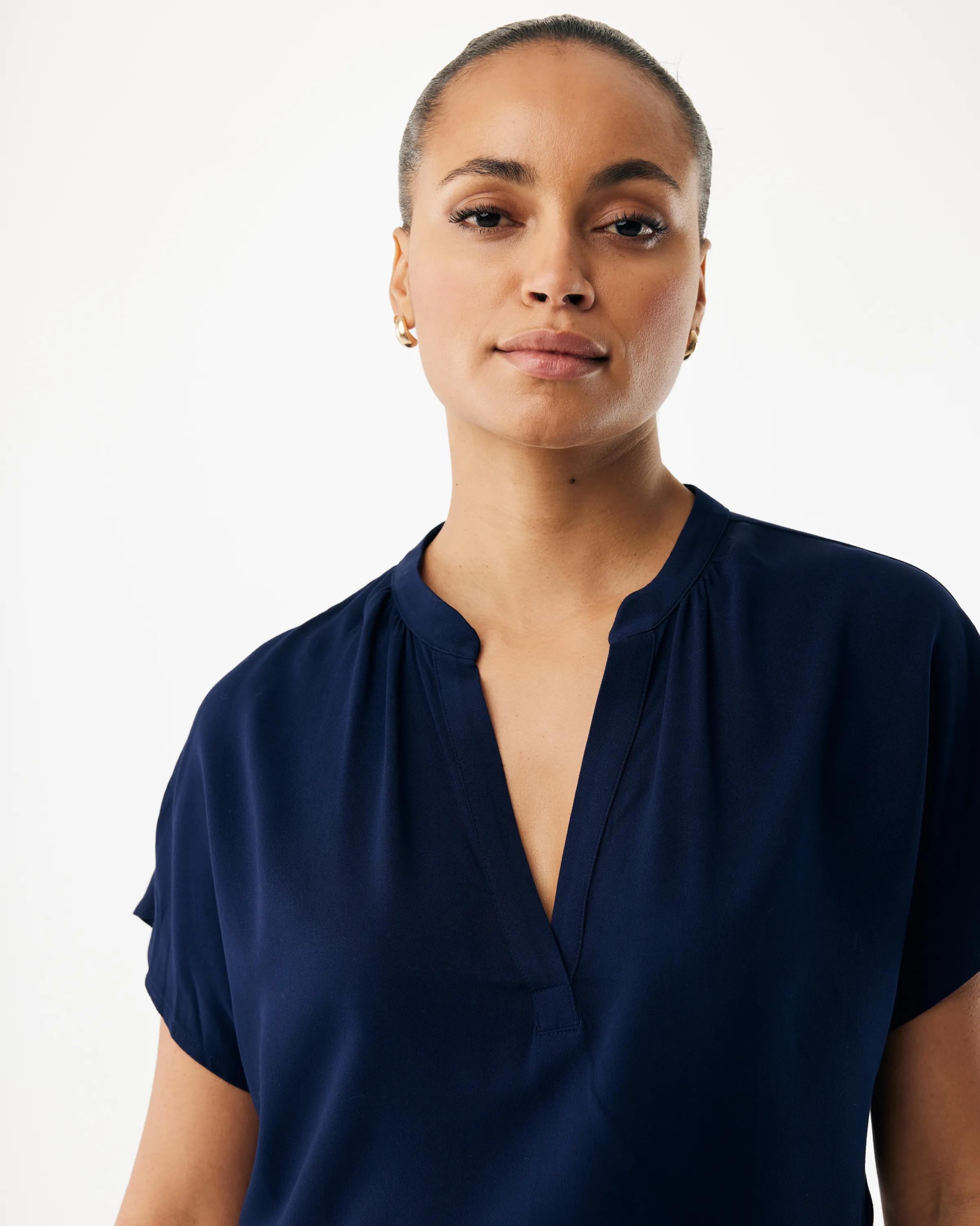 Petulia Bluse Mitternachtsblau