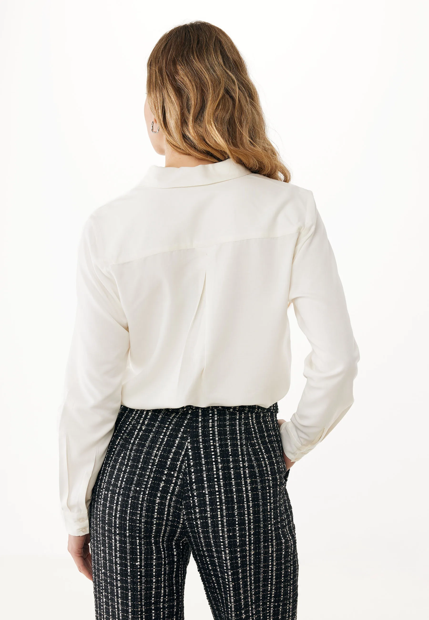 Chamomile viscose blouse Crème