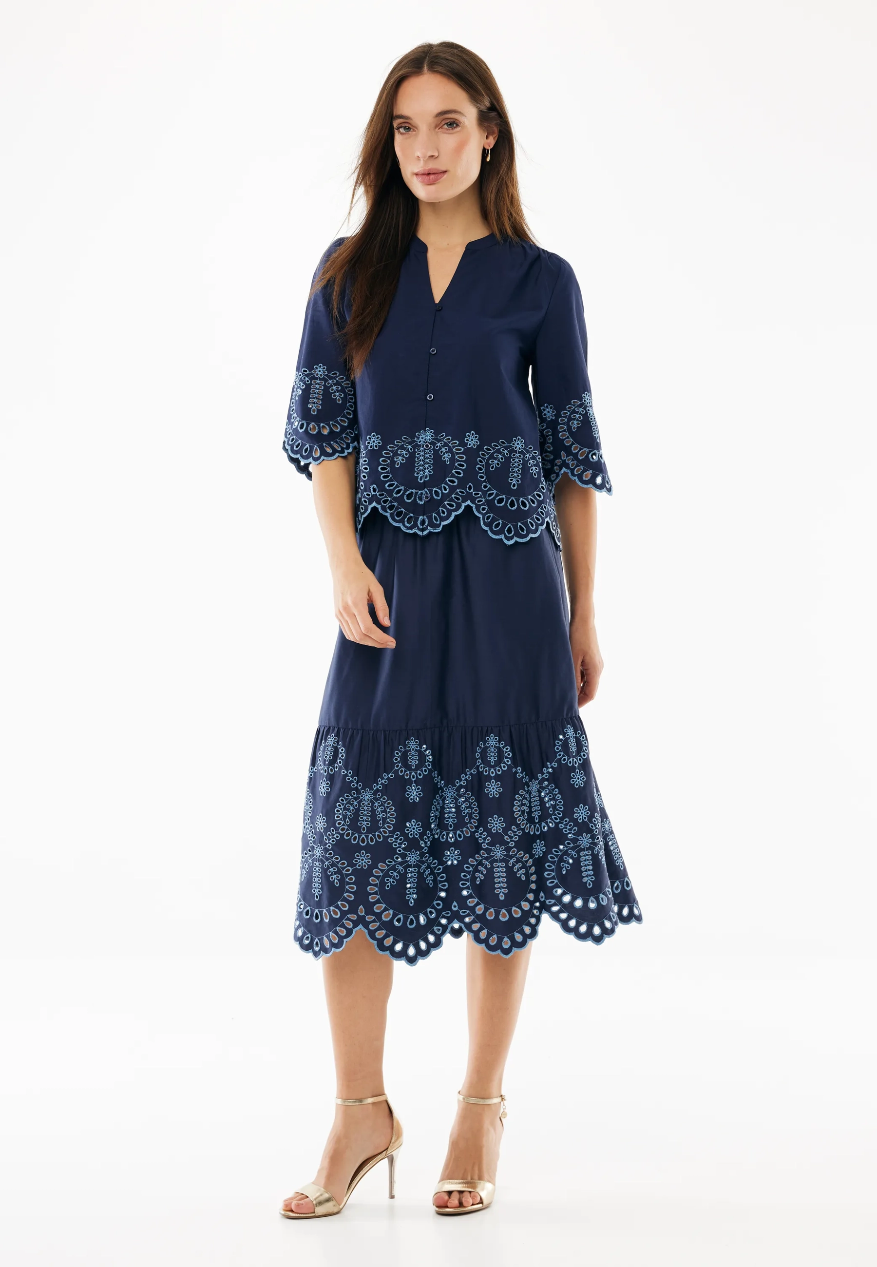 Poplin embroidery blouse Midnight blue