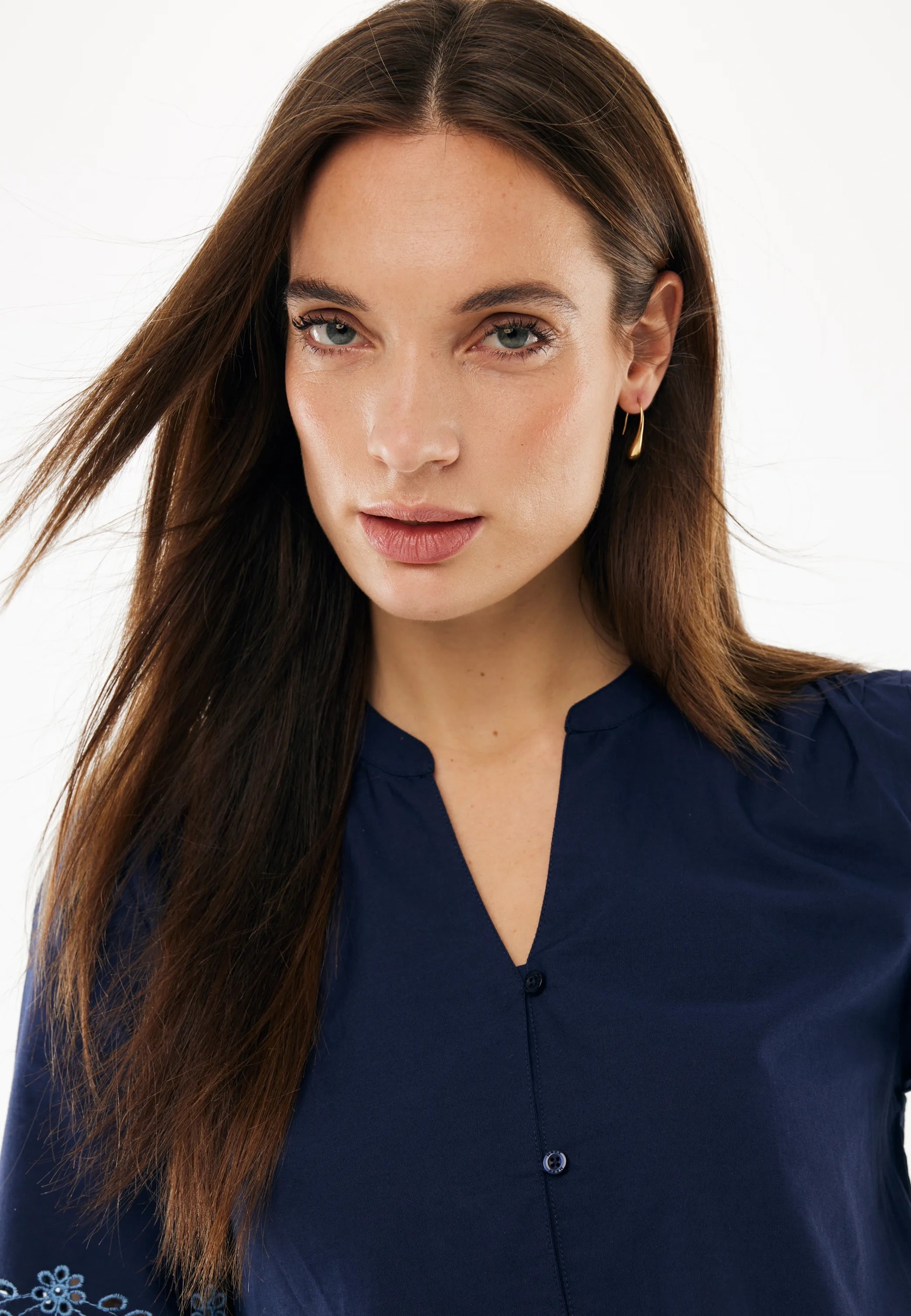Poplin embroidery blouse Midnight blue