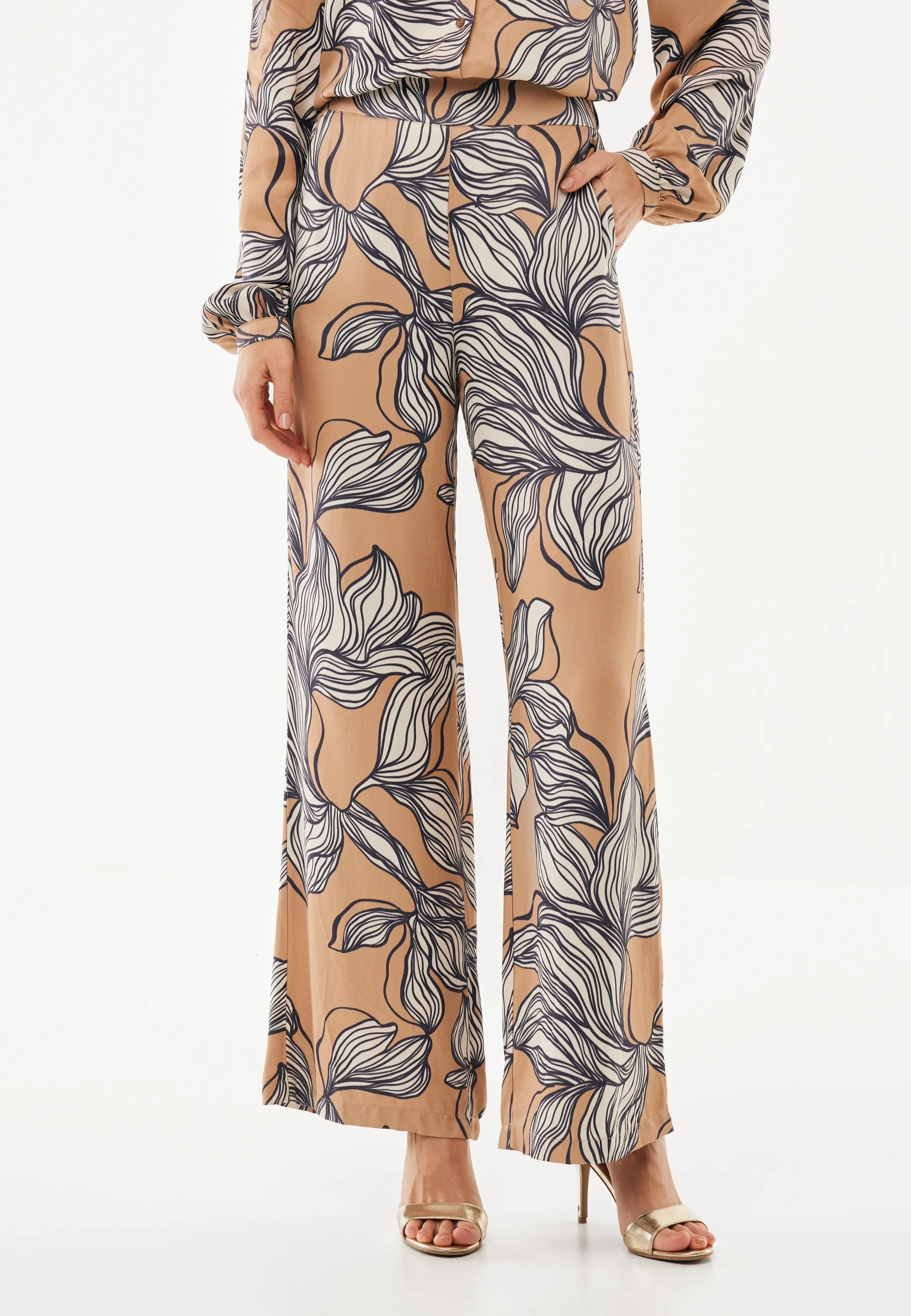 Graphic Flower Print Pants Wide Leg Multicolor