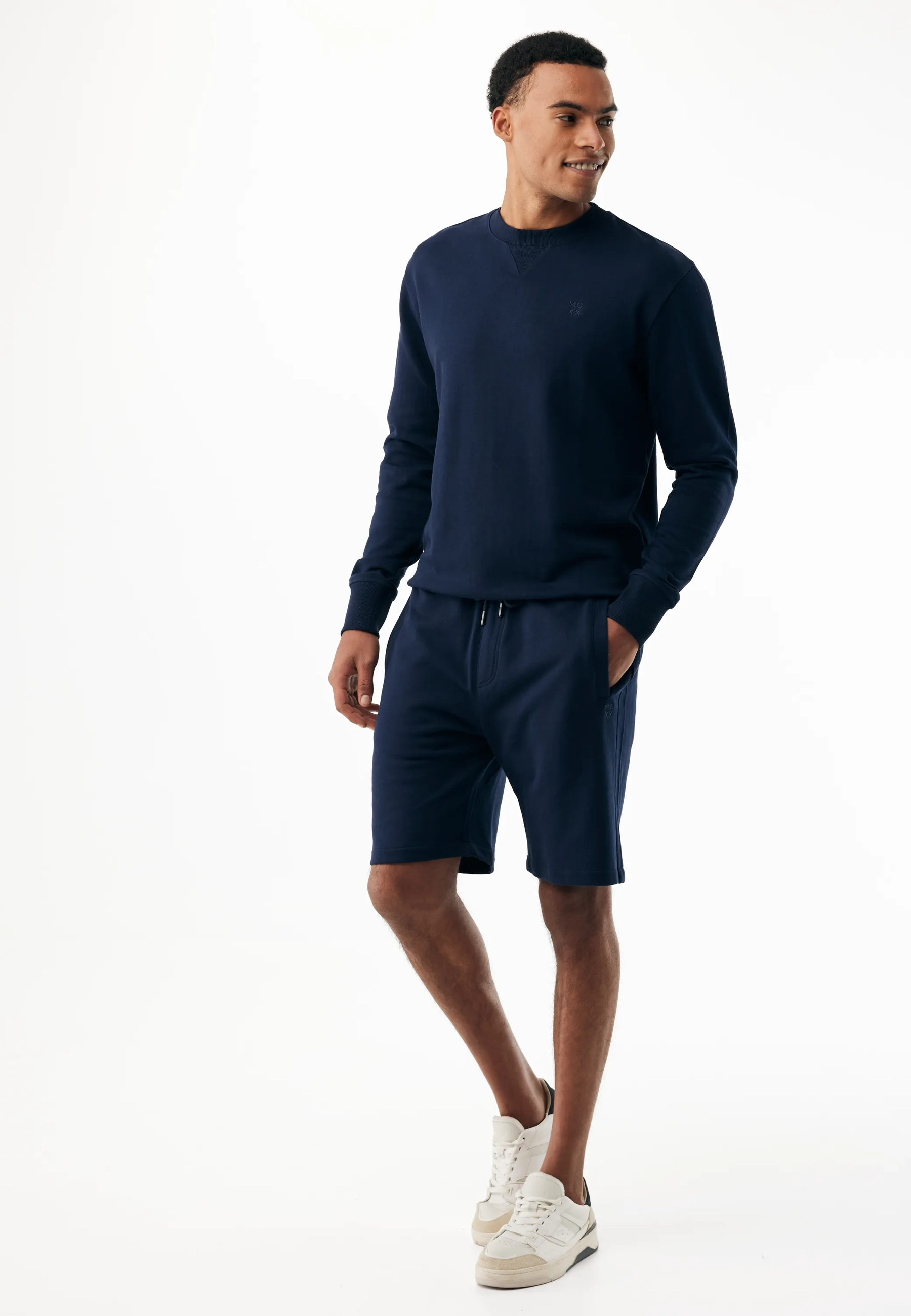 Andes Sweatshort Mid Navy