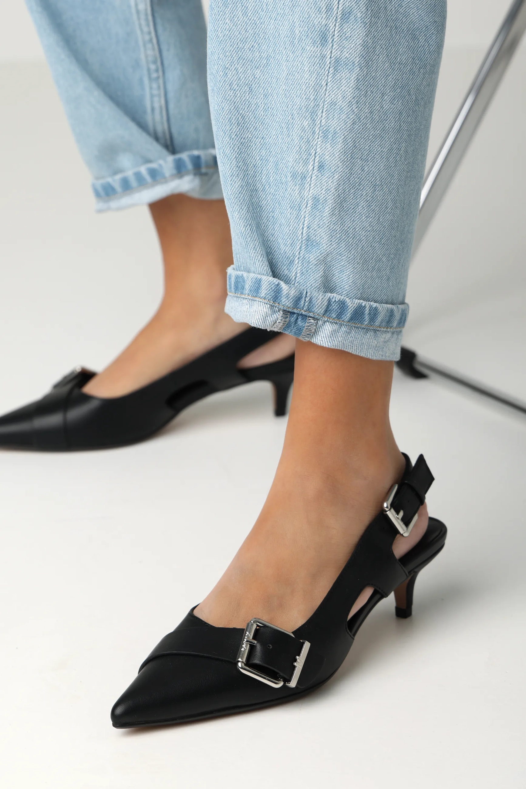 Tyra Suki Slingback Pump Black
