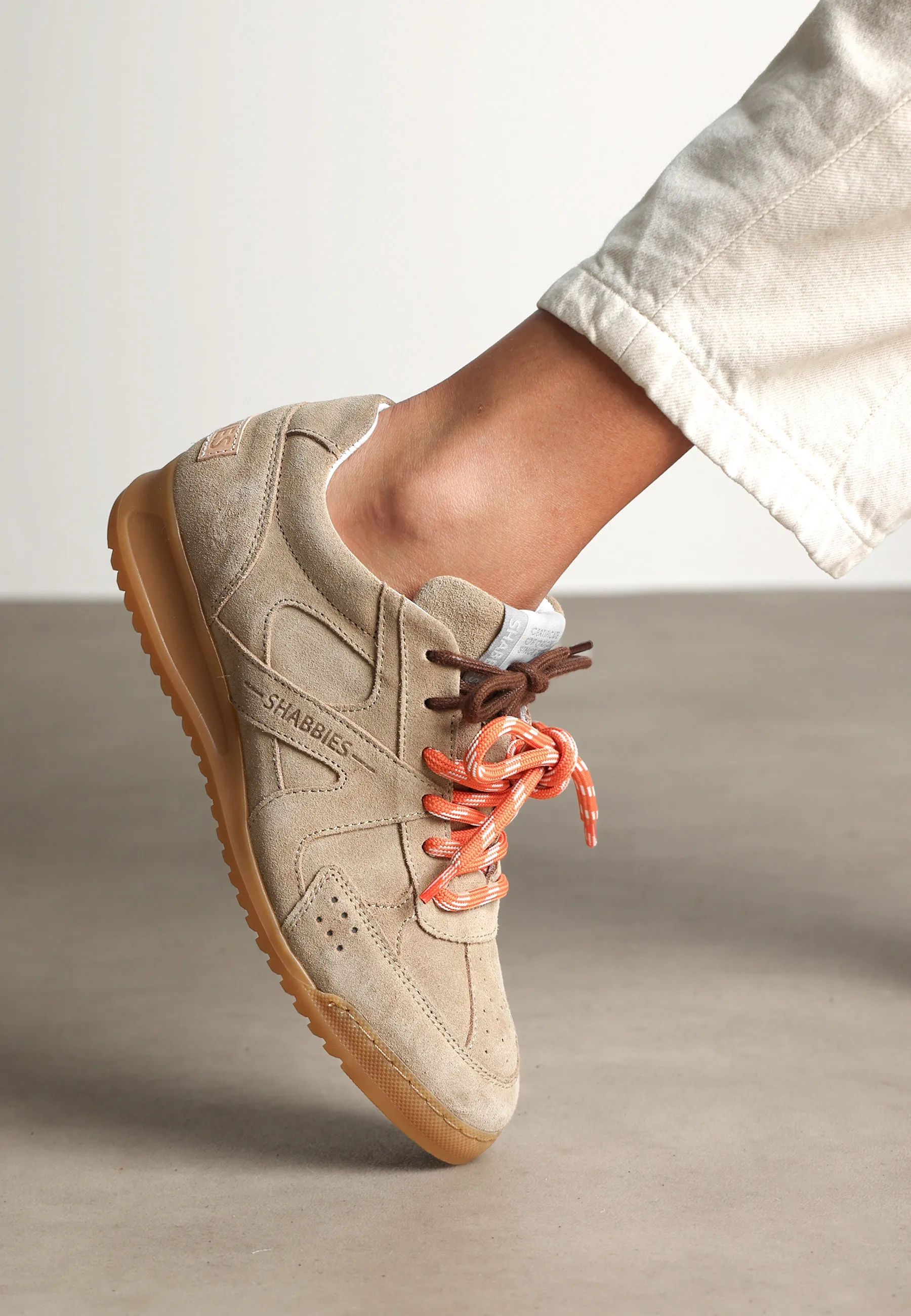 April Mina sneaker Suède Zand