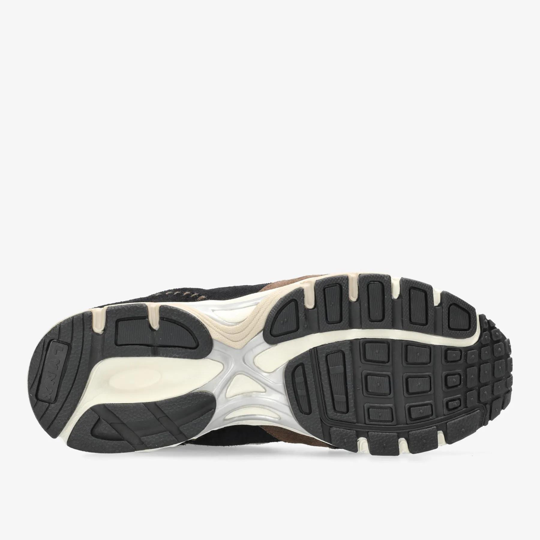 Abbey Run sneaker Mesh Zwart/Bruin