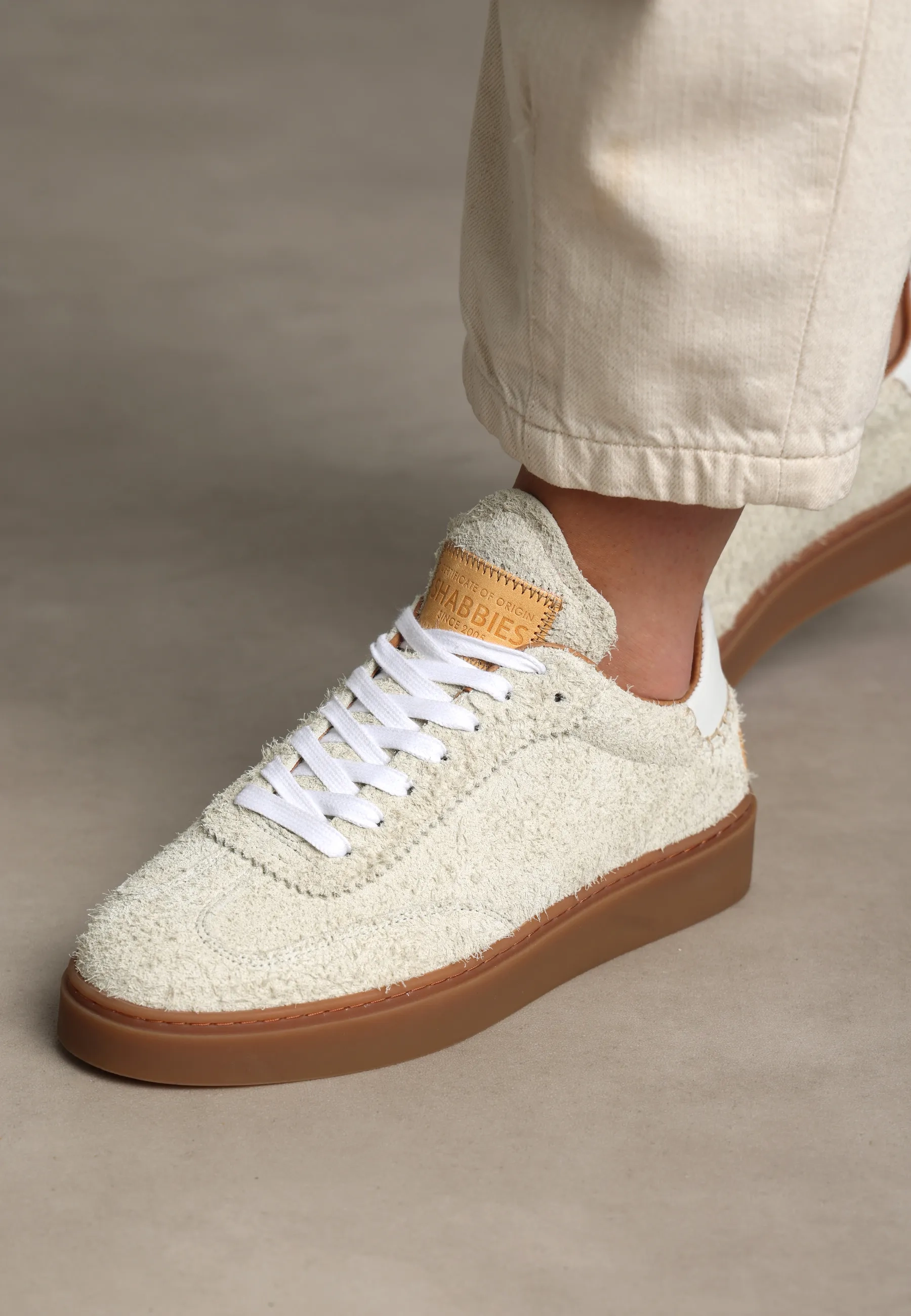 Bossa Nuovo sneaker hairy suède Gebroken wit