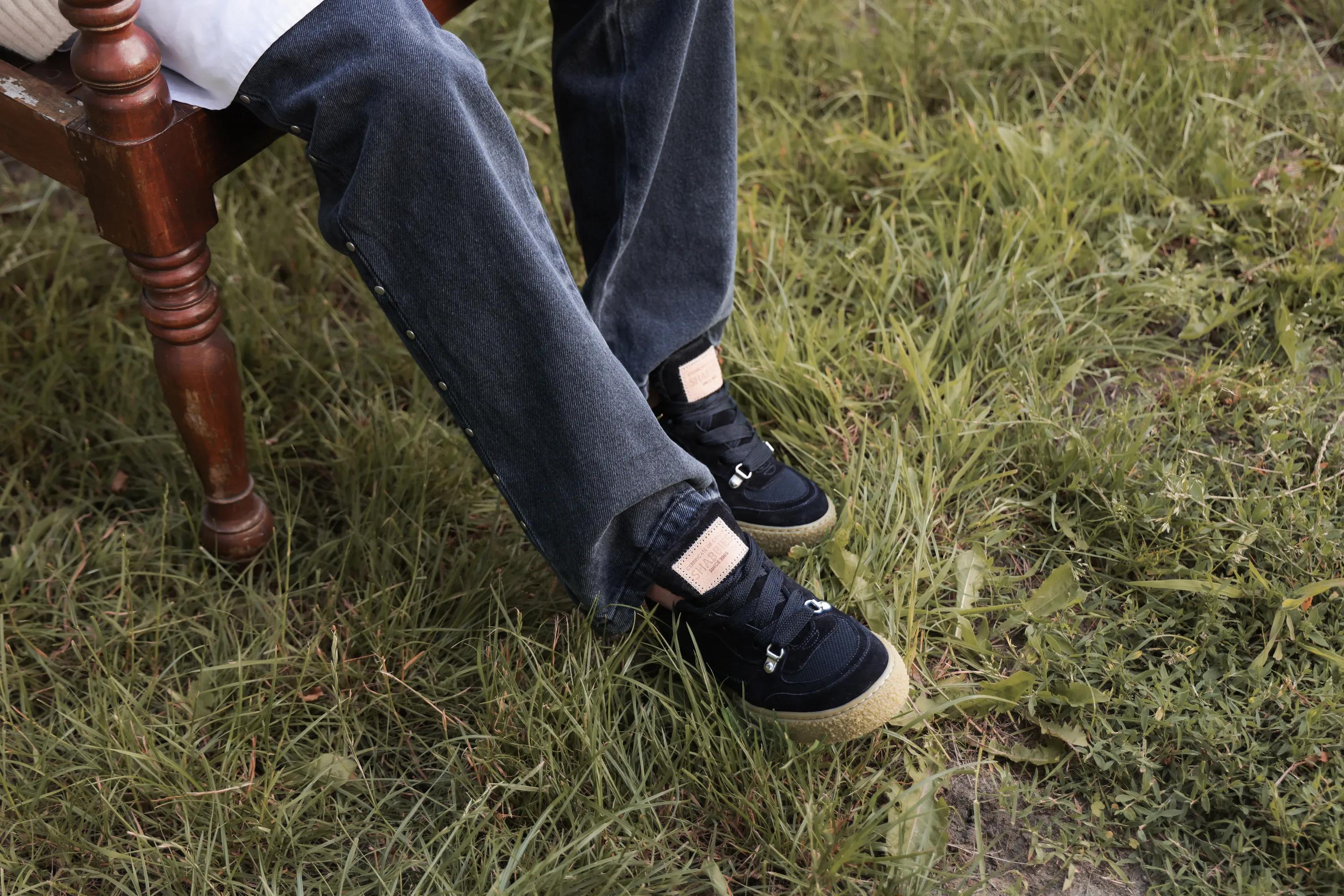 Chewy Unna Sneaker Suede Black