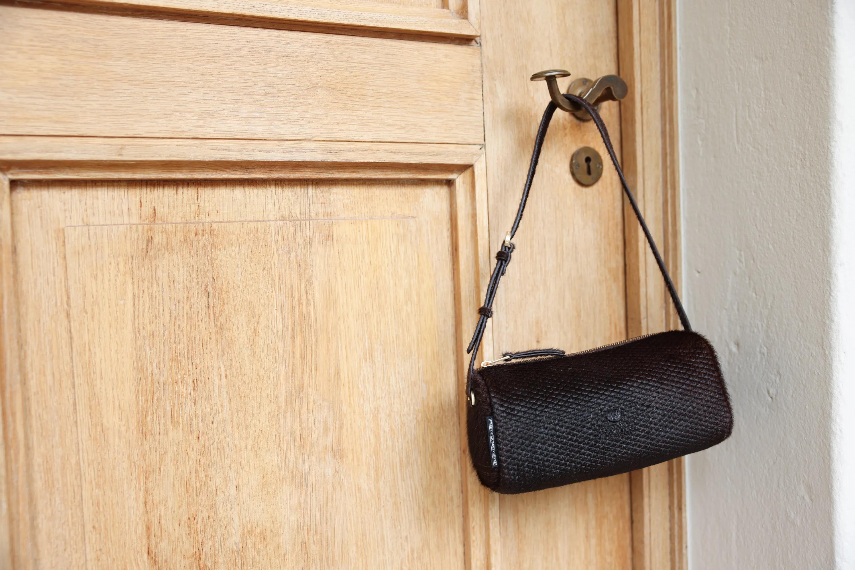 LIVIA SHOULDERBAG pony embossed leather Dark Brown