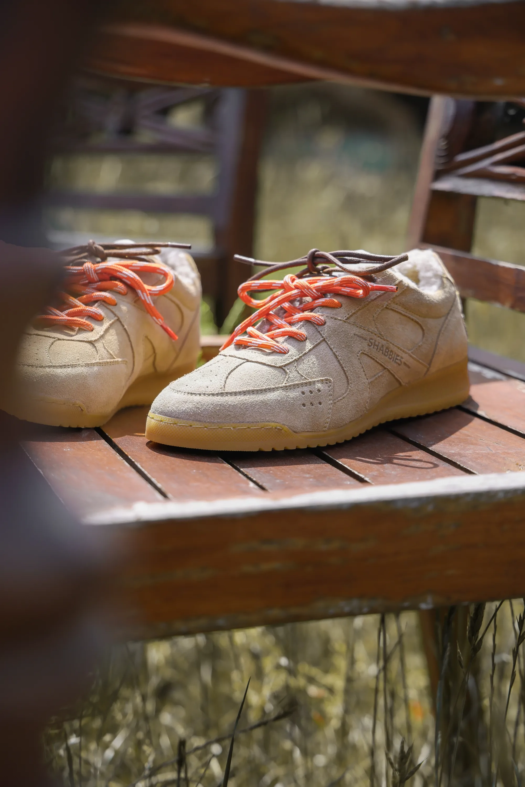 April Mina sneaker Suède Zand