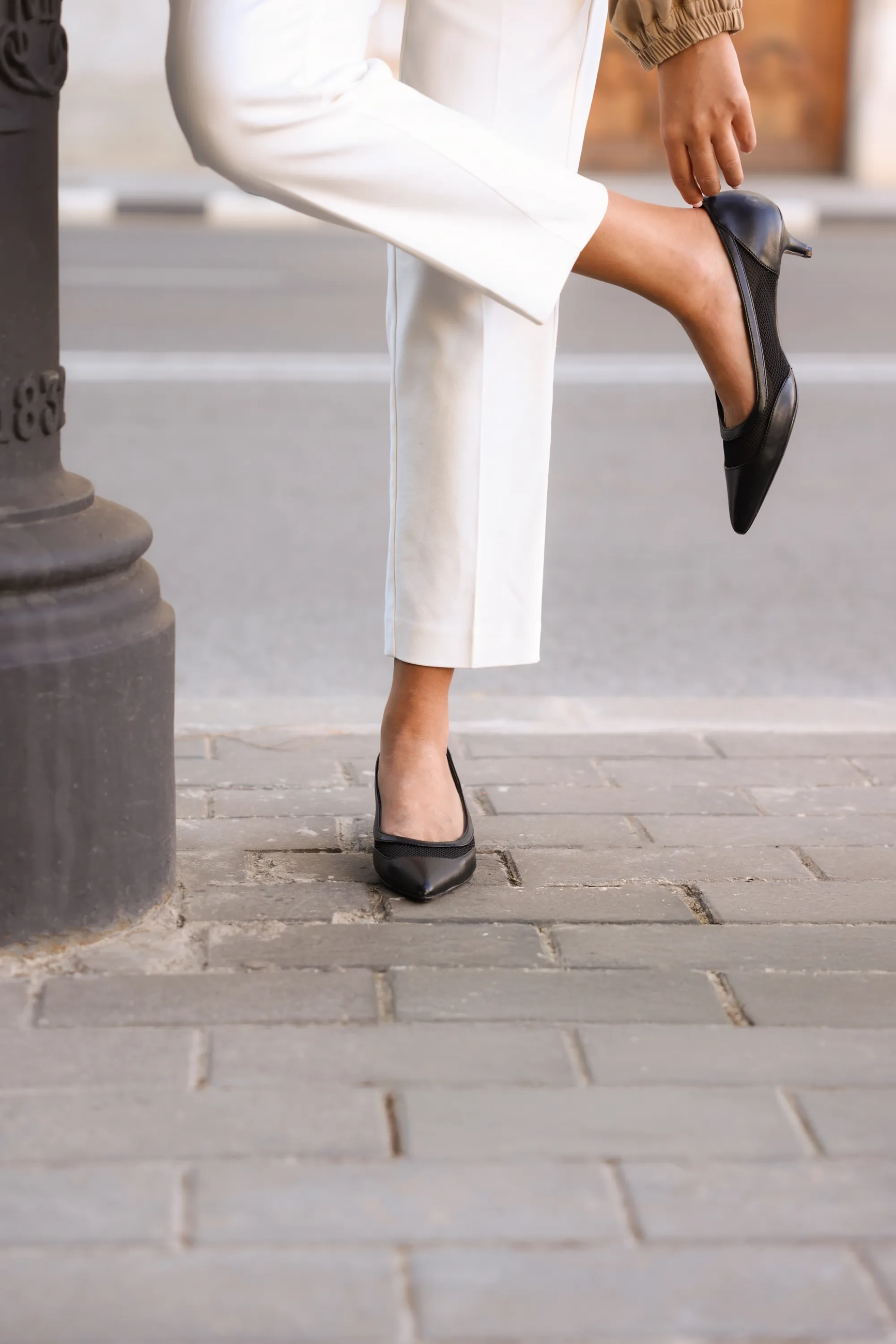 Ticha Suki Pump Black