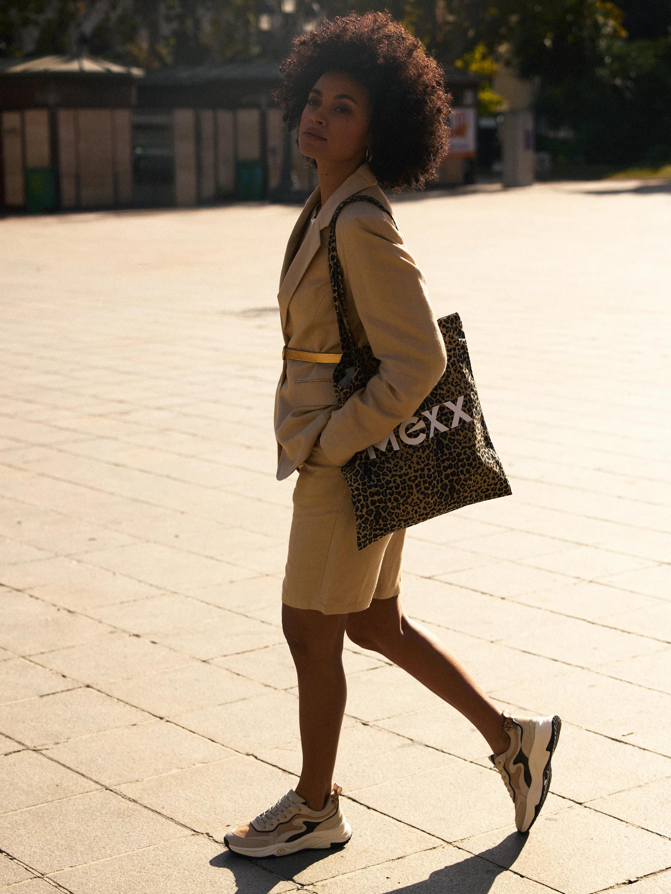 Linen Blazer Light Tan