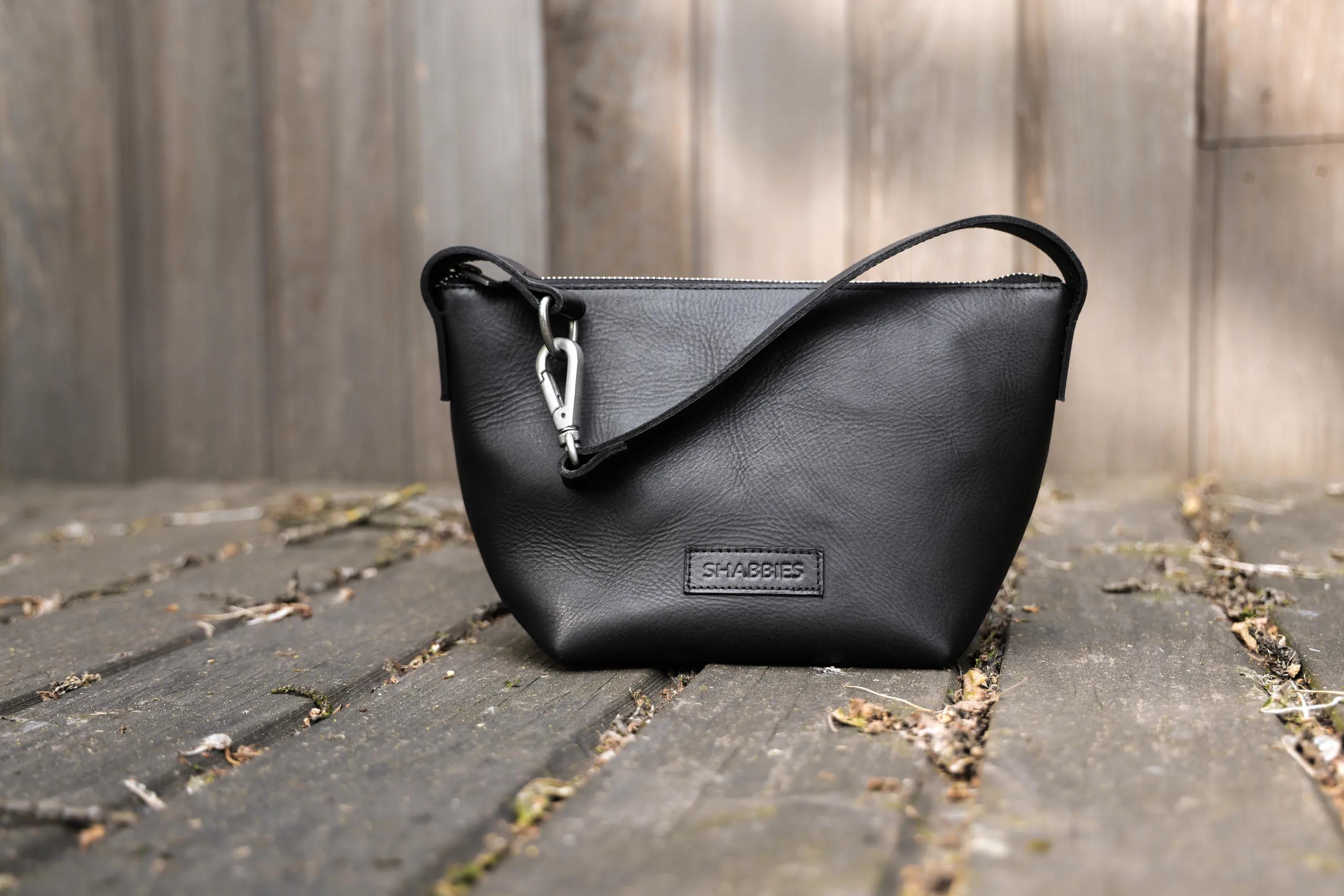 Esra Cow Bag Black