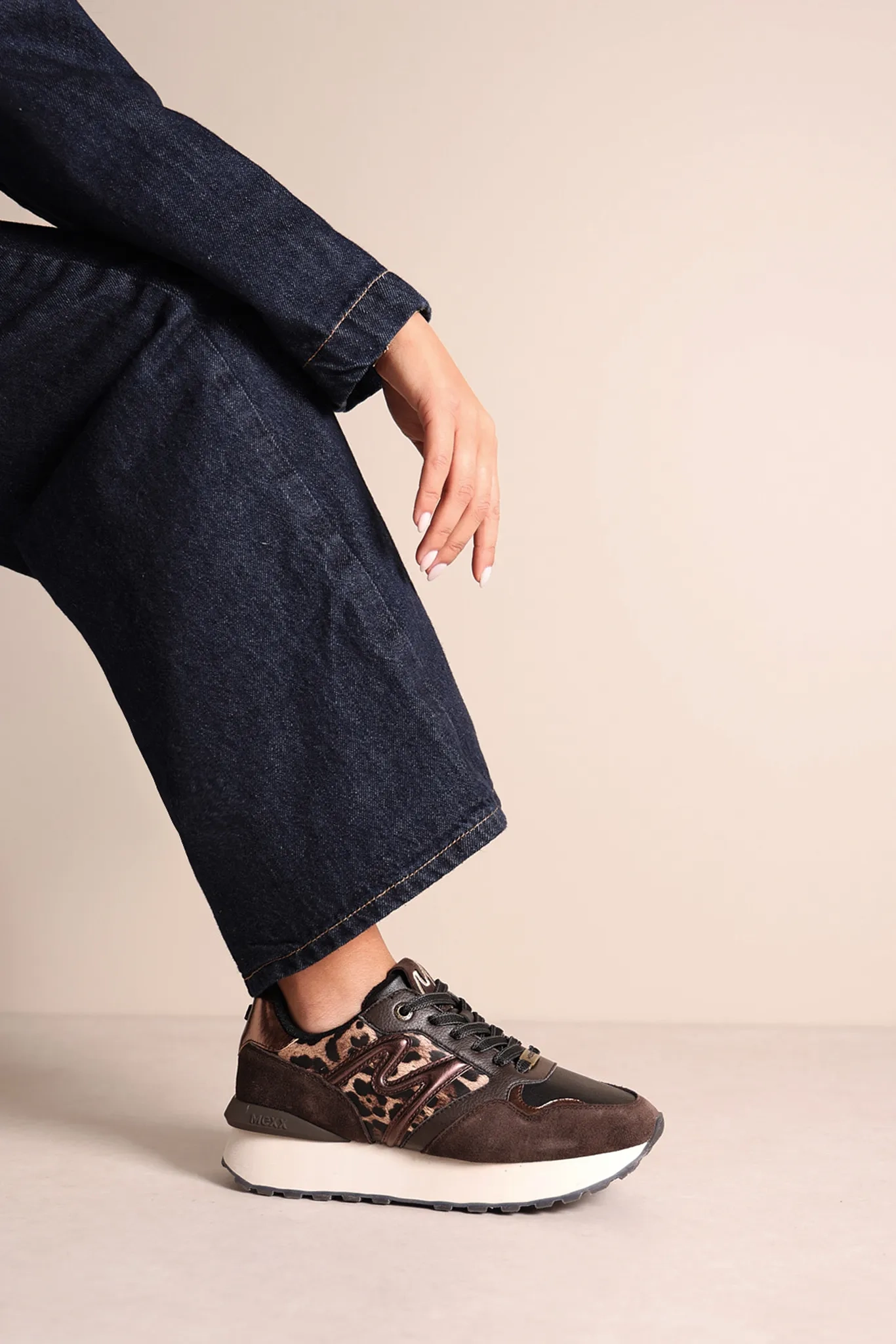 Juju Humper Sneaker Black/Brown