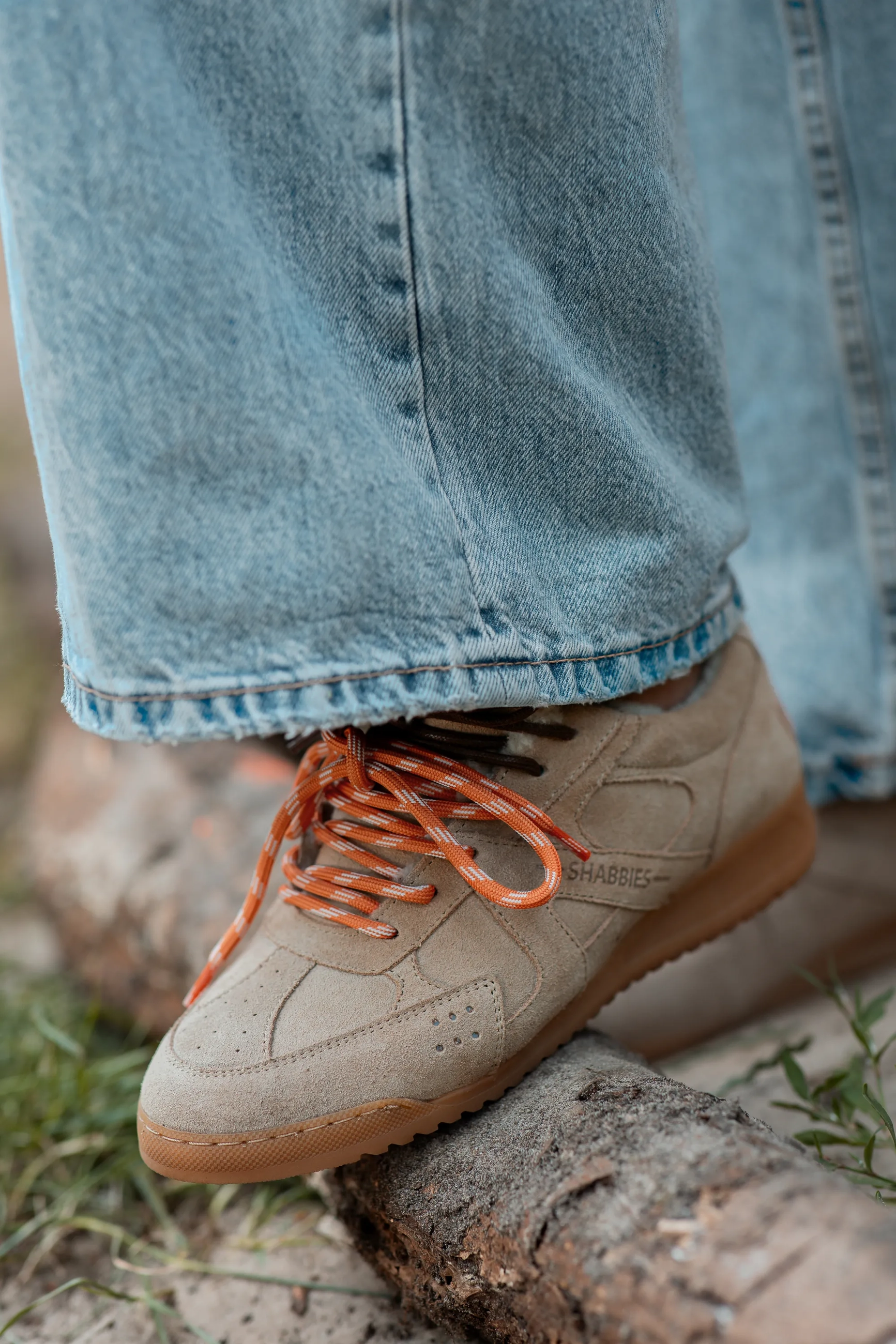 April Mina sneaker Suède Zand