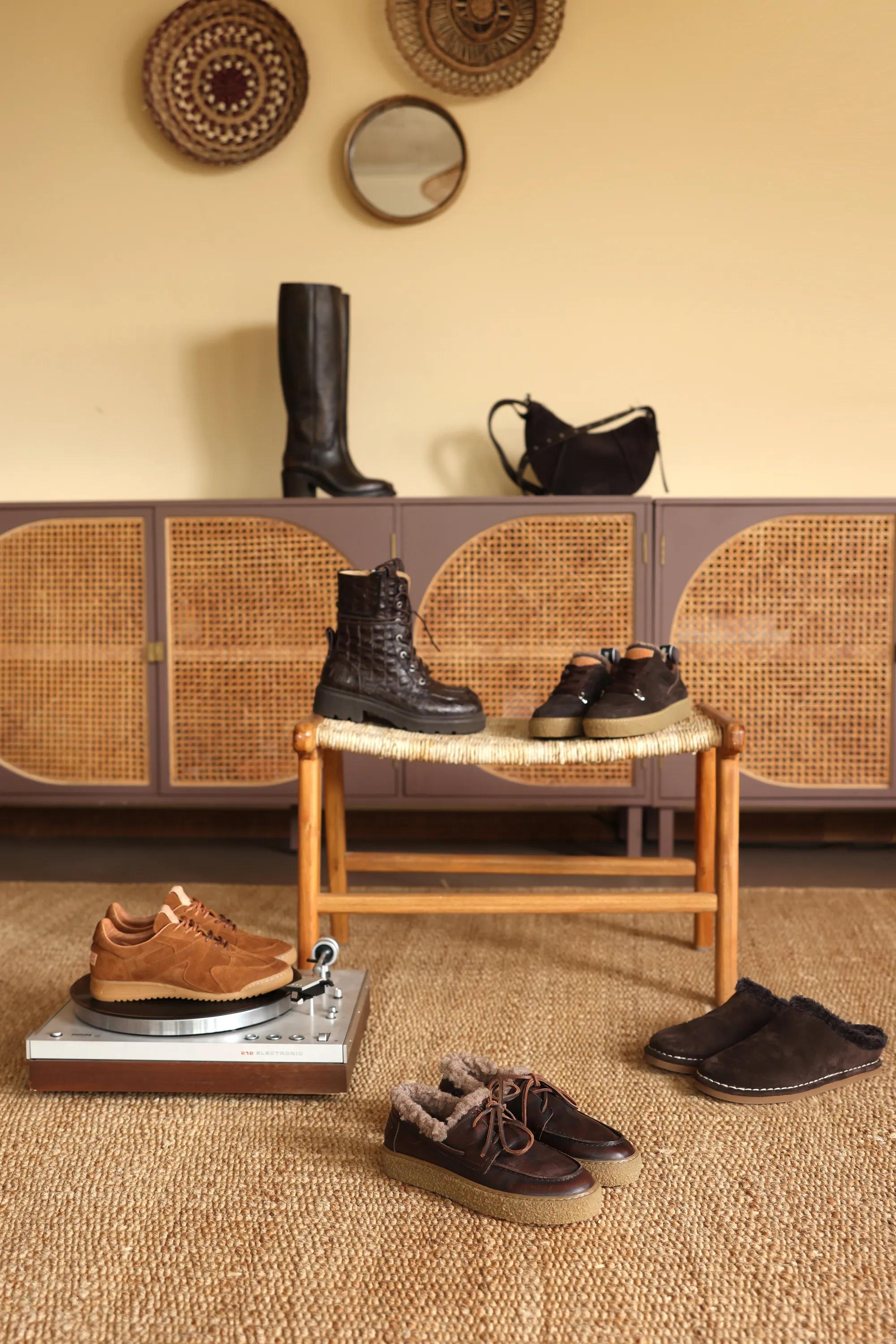 APRIL MINA Sneaker suede wool Warm Brown