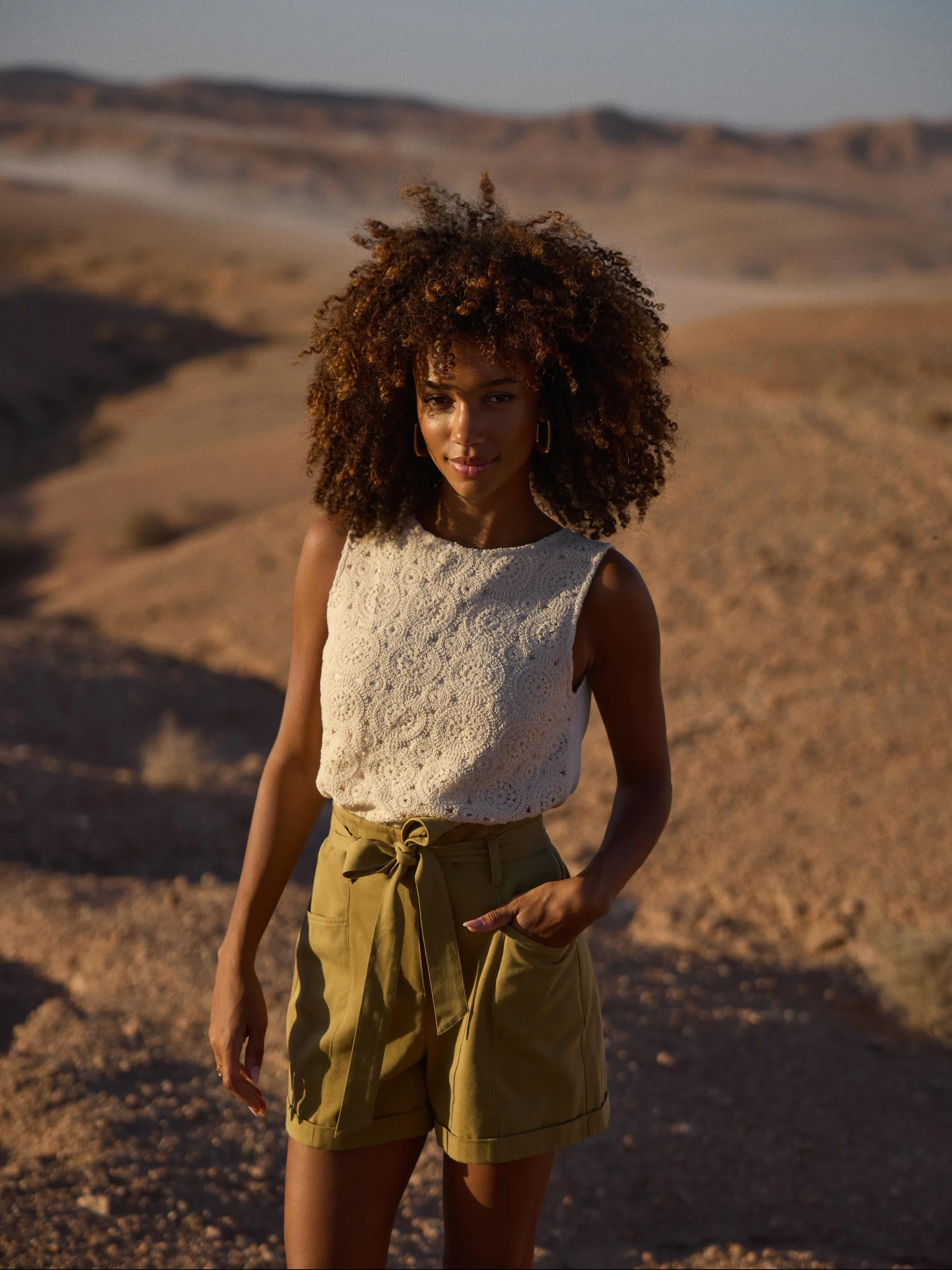 Mexx Women | Cream white lace top met crochet print